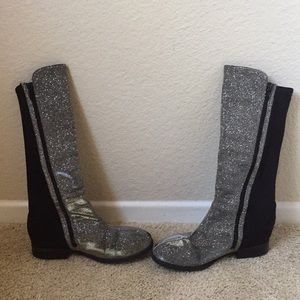 Stuart Weitzman Girls Size 2 Knee High Boots.